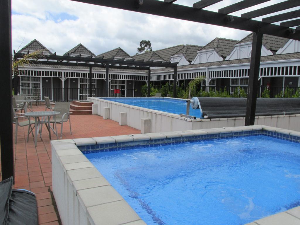 Lake Rotorua Hotel Bagian luar foto