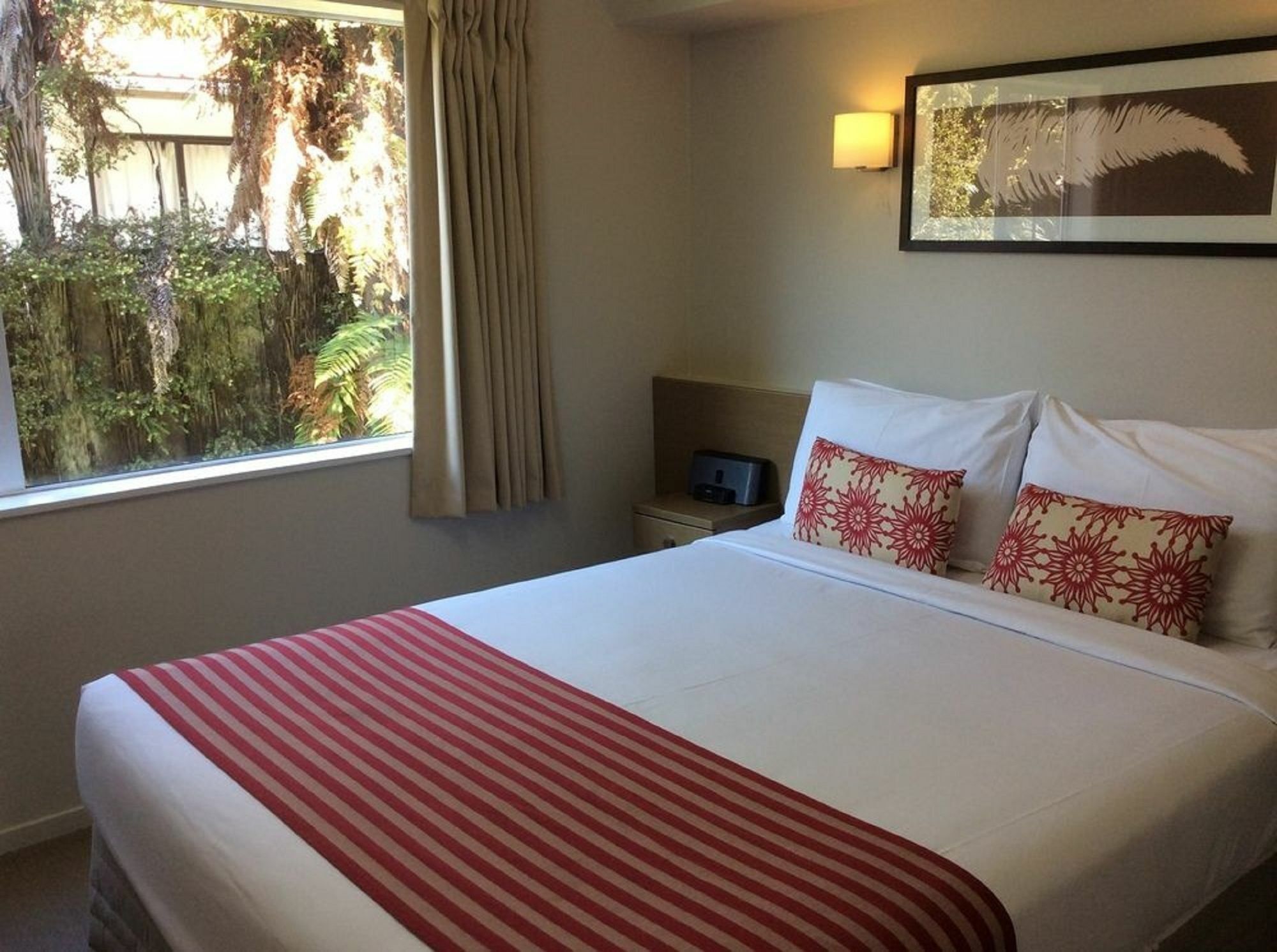 Lake Rotorua Hotel Bagian luar foto